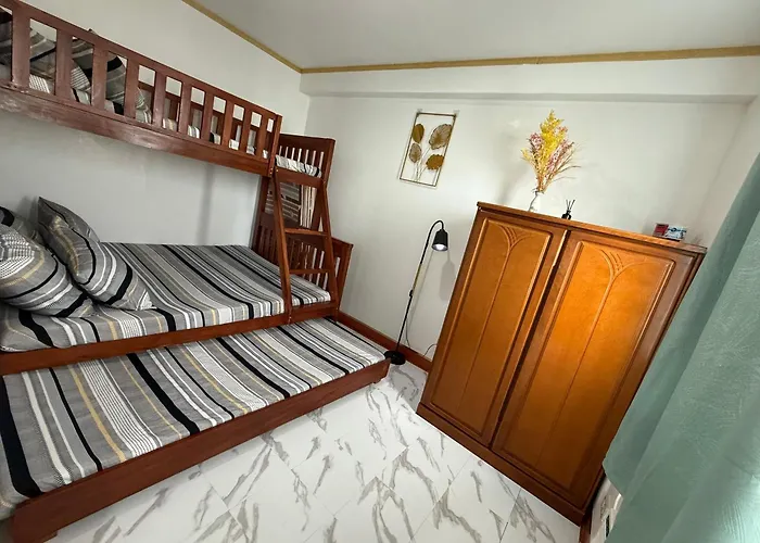 Apartment Family & Barkada Homey Staycation Near Diliman, Katipunan, Commonwealth *